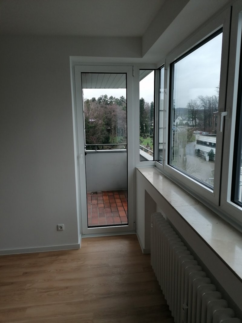 Gemütliche 2 Zimmer-Wohnung in Bergisch Gladbach mit Balkon