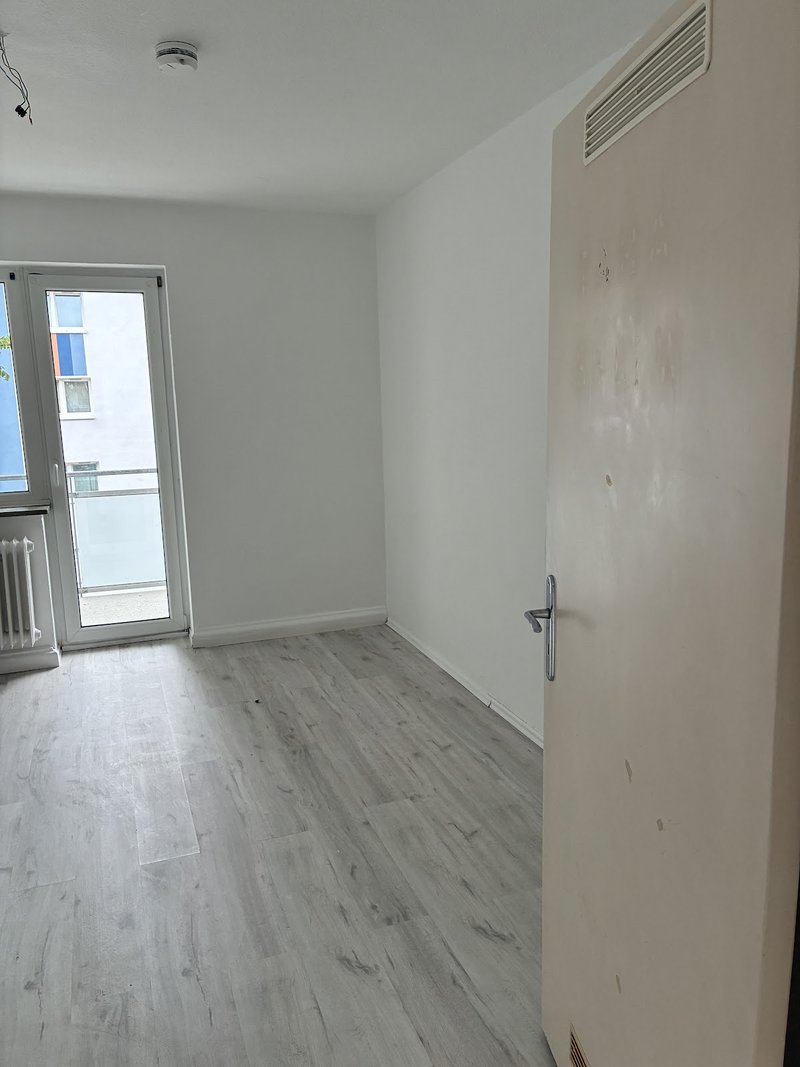 Schöne Wohnung mit Balkon in der Stegerwaldsiedlung
