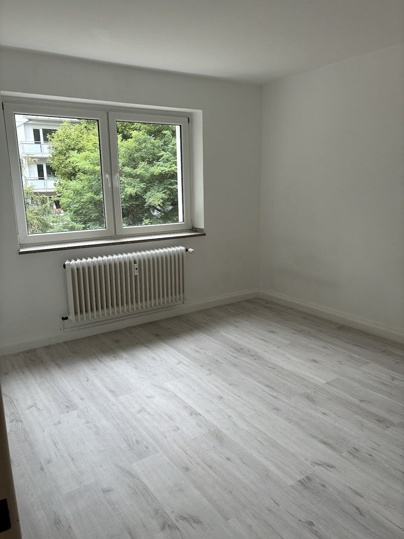 Schöne Wohnung mit Balkon in der Stegerwaldsiedlung