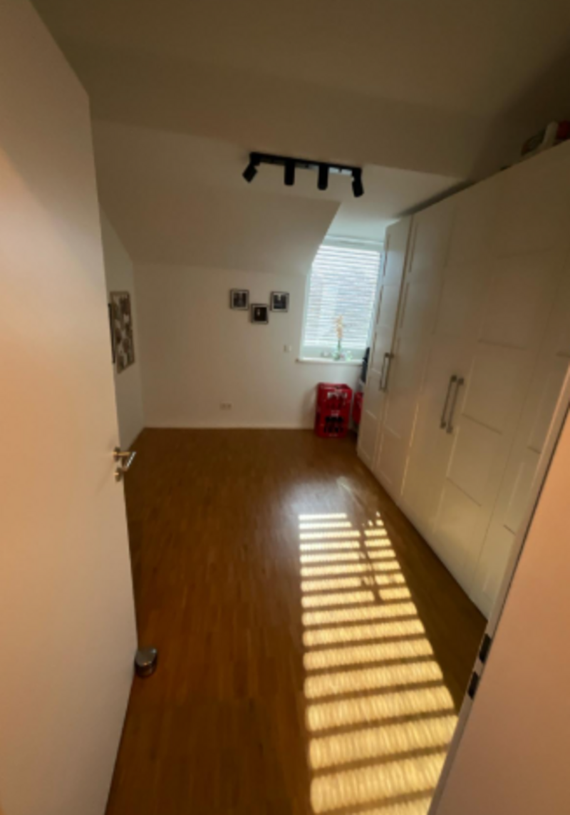 Schöne 4-Zimmer-Wohnung in Düsseldorf Rath