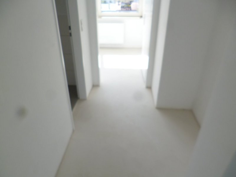 Schöne 3 Zimmer-Wohnung in D-Heerdt mit Balkon