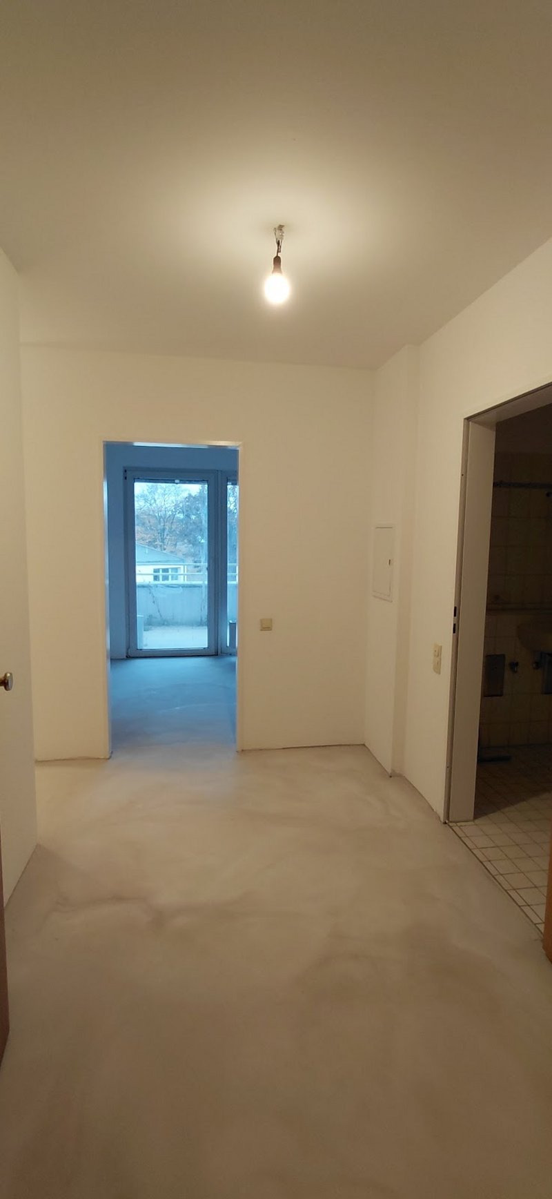 Vermietung an Ü60 - Barrierefreie und geräumige 2-Zimmerwohnung in Düsseldorf-Holthausen
