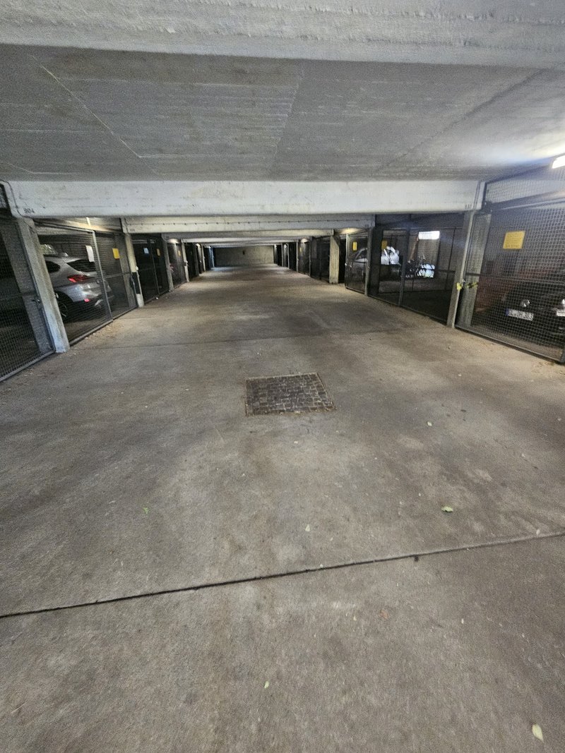 Tiefgaragenstellplatz in Neubrück Käthe-Schlechter-Str. 13-19, 7-13, 1c-7