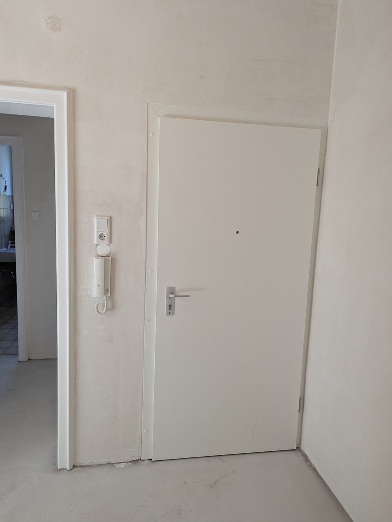 Helle 2-Zimmerwohnung mit Balkon in Düsseldorf-Stockum