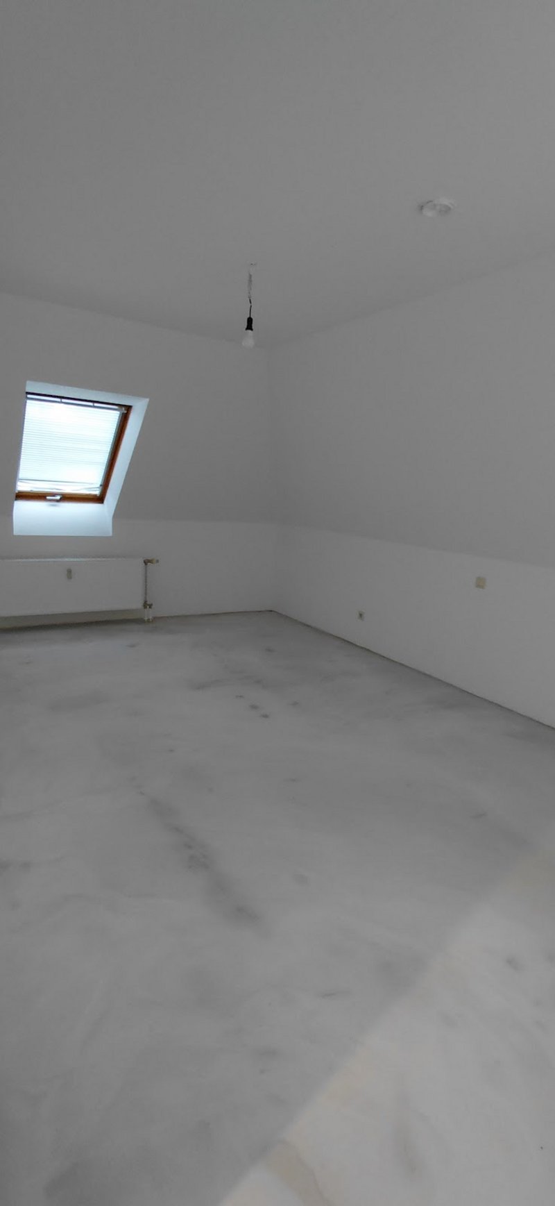 Vermietung an Ü60 - Barrierefreie und geräumige 2-Zimmerwohnung in Düsseldorf-Holthausen